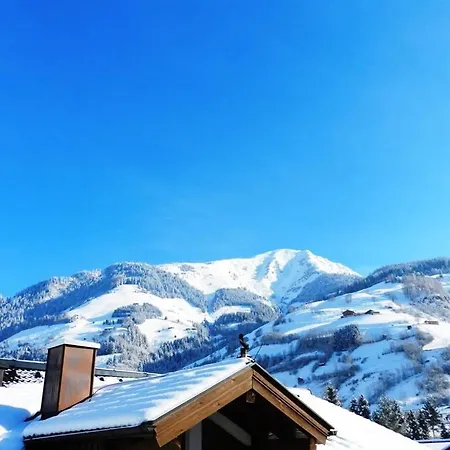 Haus Auszeit דירה